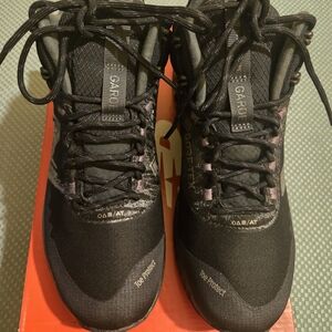 GORE-TEX Black Athletic Shoes for Women